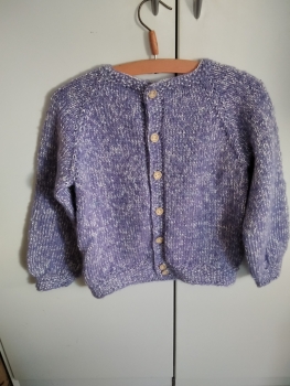 Strickjacke lila
