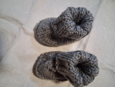 Schuhe grau