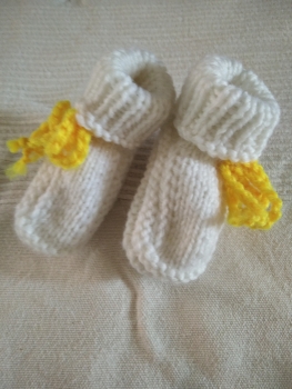 Babyschuhchen in weiß