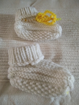 Babyschuhchen in weiß