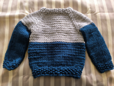 Strickjacke grau blau dick