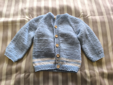Strickjacke hellblau