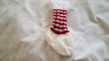 Sparstrumpf rot weiß