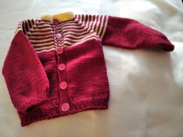 Strickjacke weinrot
