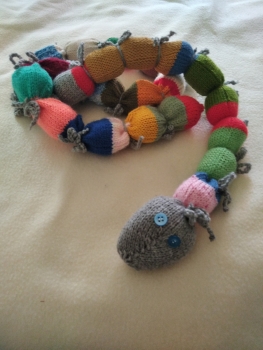 Adventsdrache Magnus bunt