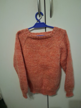 Pullover rot