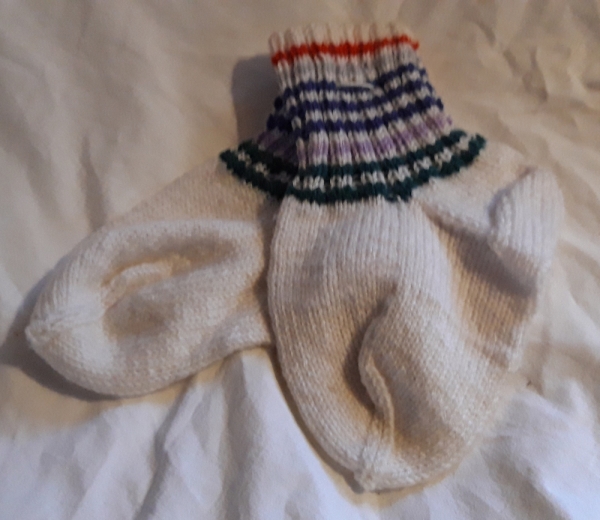 Bettsocken weiß mit Streifen