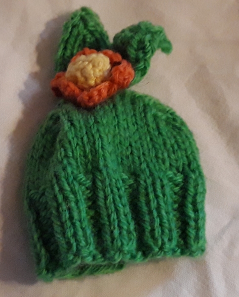 Eierwärmer mit Blüte