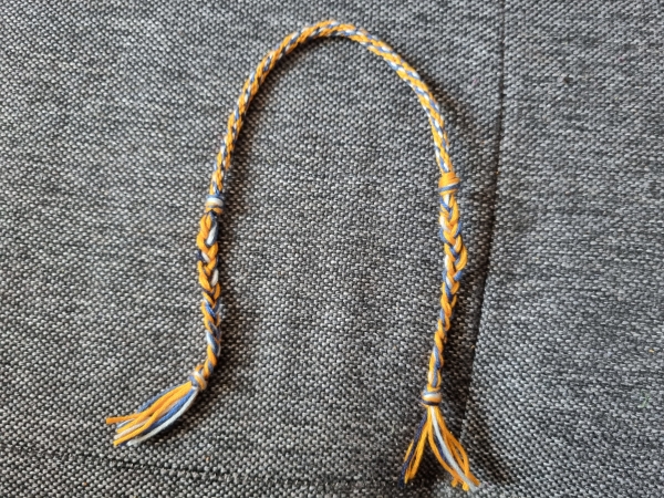 Freundschaftsband blau gelb
