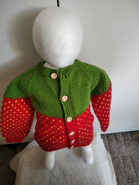 Strickjacke Erdbeer
