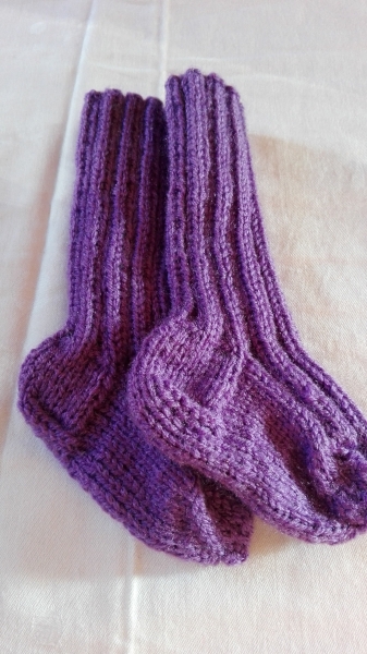 Babysocken lila