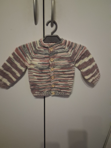 Strickjacke grau weiß rosa