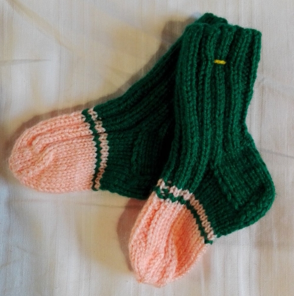 Babysocken grün/lachs