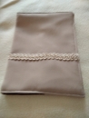 Buchumschlag beige mit Spitze